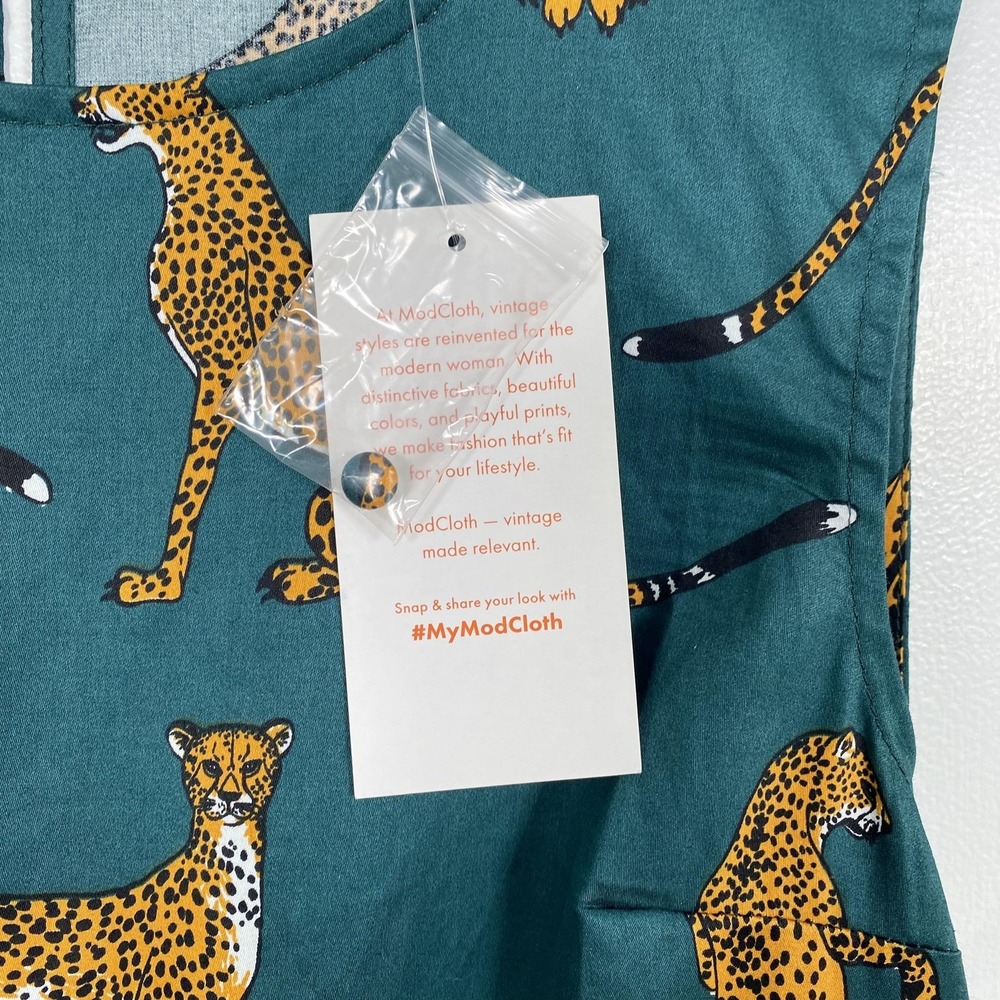 NWT ModCloth Dress Womens Small Green Cheetah AnimalPrint FitFlare Cotton Pocket - Picture 2 of 13